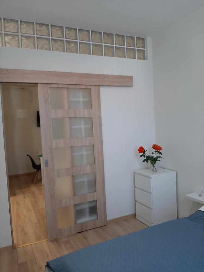 Forras Apartman Eger Eksteriør bilde